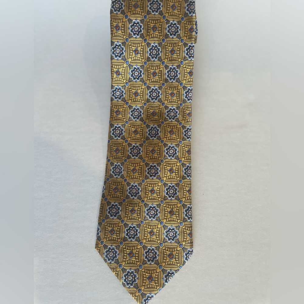 Jos A Bank tie 100% silk signature collection